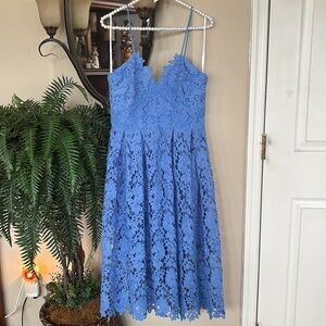 Donna Morgan Crochet Lace Spaghetti Strap Midi Dress Blue Wedding Taylor Swift